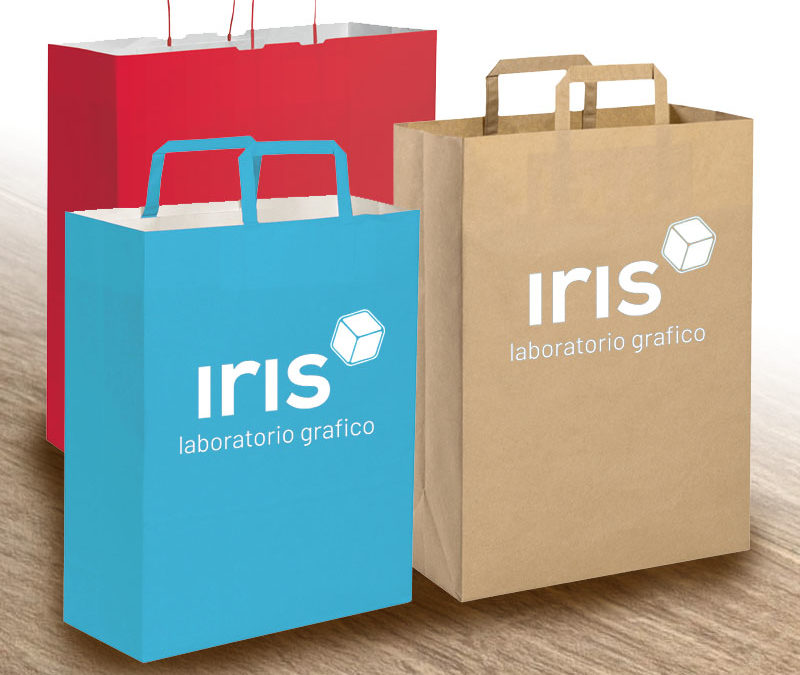 Shoppers in carta